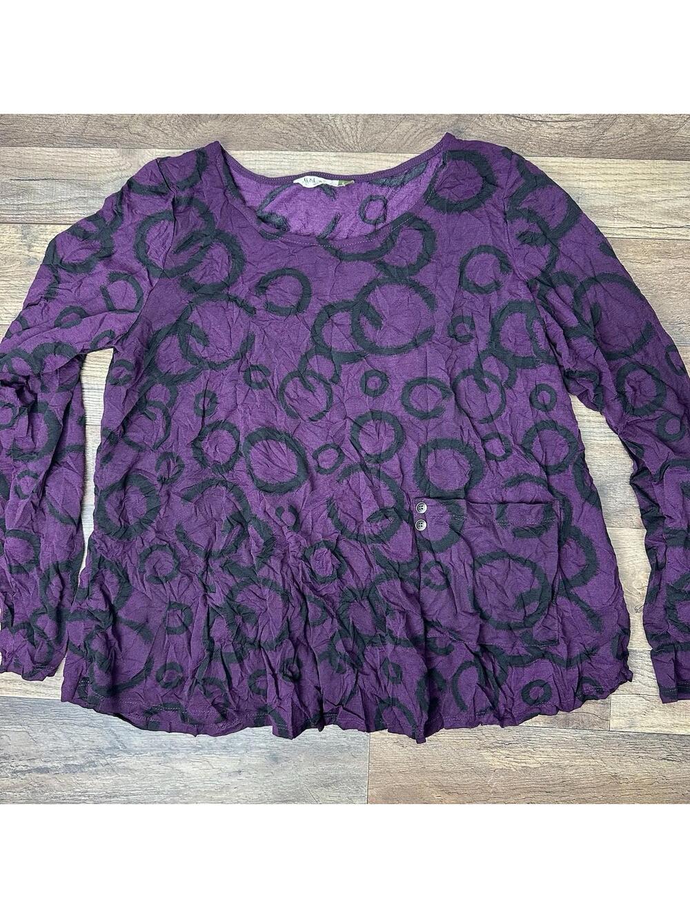 Chalet et Ceci Textured Purple Crinkle LS Shirt Size Small Relaxed Artsy
